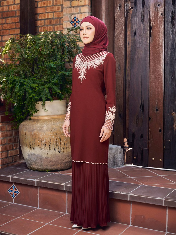 INARA KURUNG - MAROON