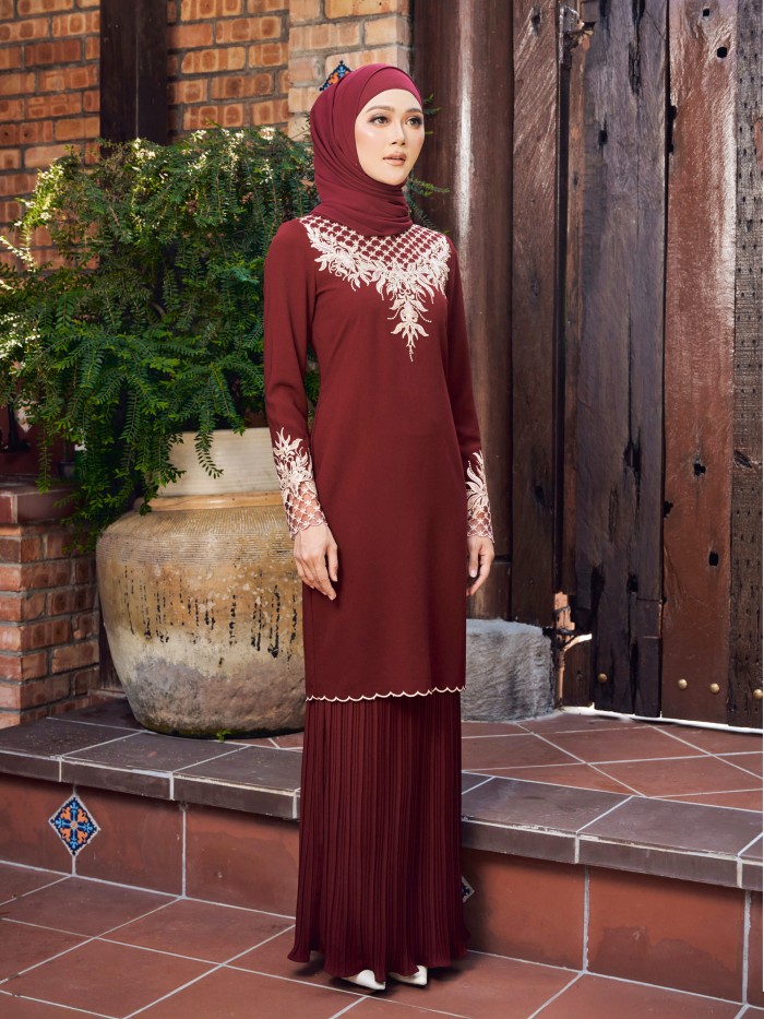 INARA KURUNG - MAROON