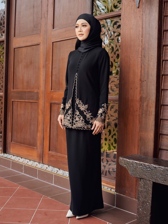 ZAHIA KURUNG - BLACK