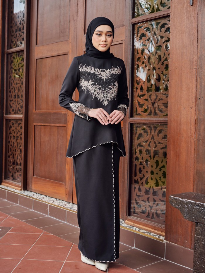 ZAHARA KURUNG 2.0 - BLACK