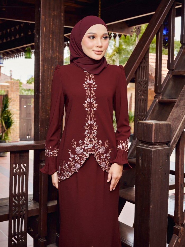 DIORA KURUNG - MAROON