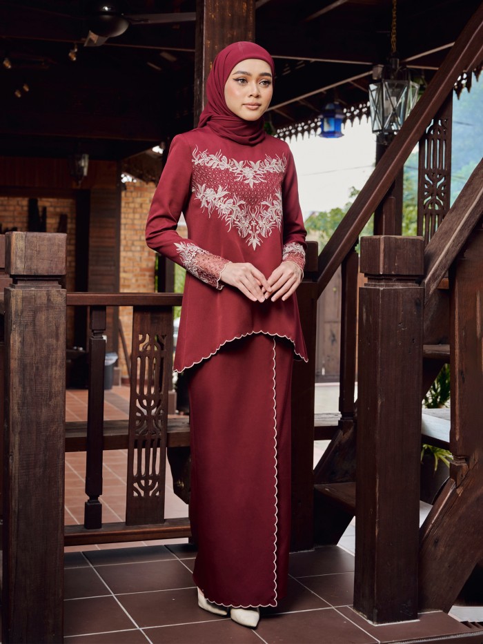 ZAHARA KURUNG 2.0 - MAROON