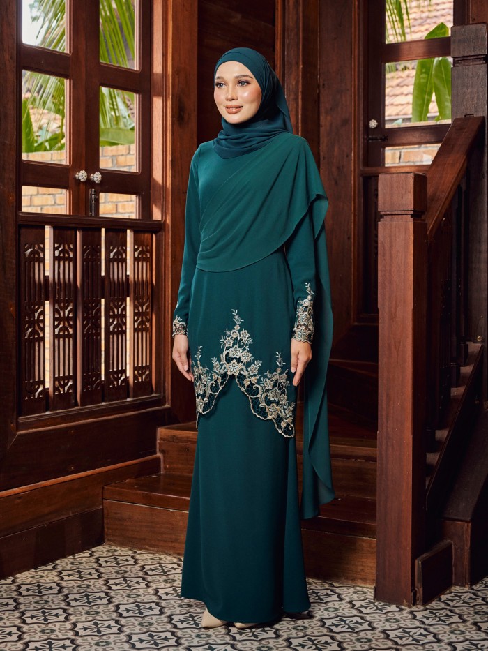 MARWAH KURUNG - EMERALD