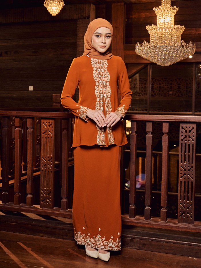 DAWIYA KURUNG - BRICK ORANGE